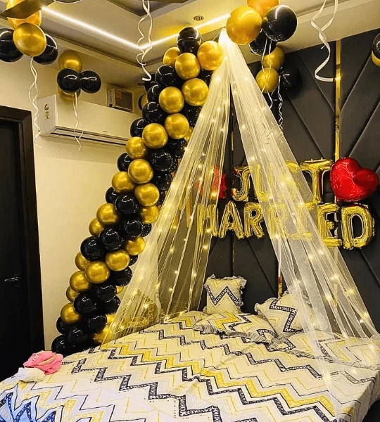 cabana Just Married neon room decoration
